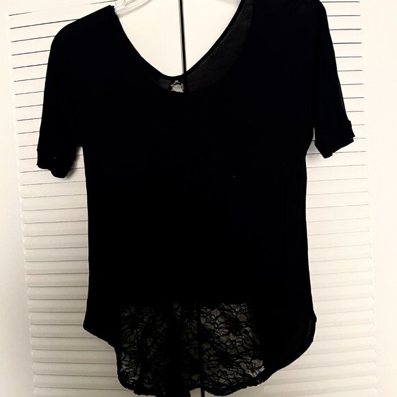 ‘Eye Candy’* Black Short Sleeve Beaded/Lace Unique Top Size Large - Picture 4 of 6